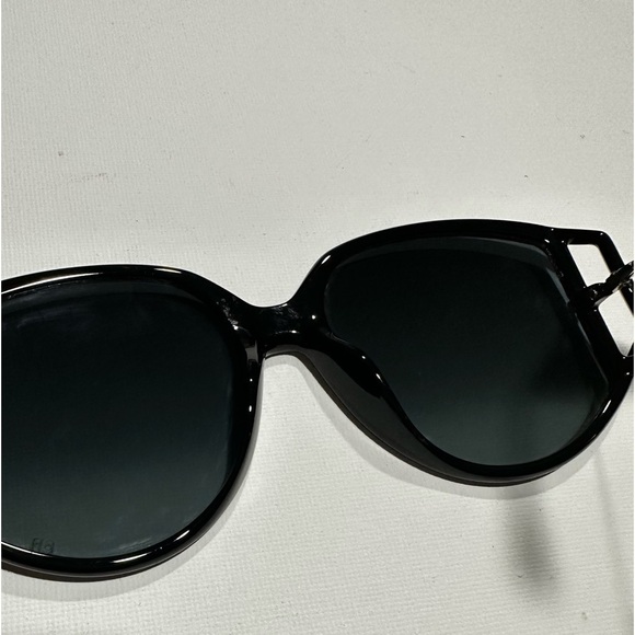 CHRISTIAN Dior DIORDIRECTION2 Butterfly Shaped sunglasses Black Gray UV400 NWT - Picture 7 of 17